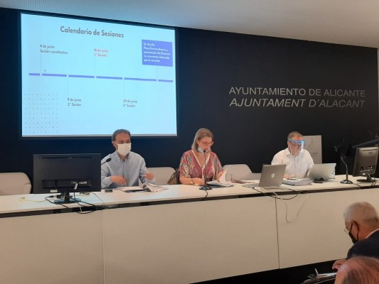La subcomisión económica sobre la reconstrucción de Alicante plantea priorizar una revisión fiscal