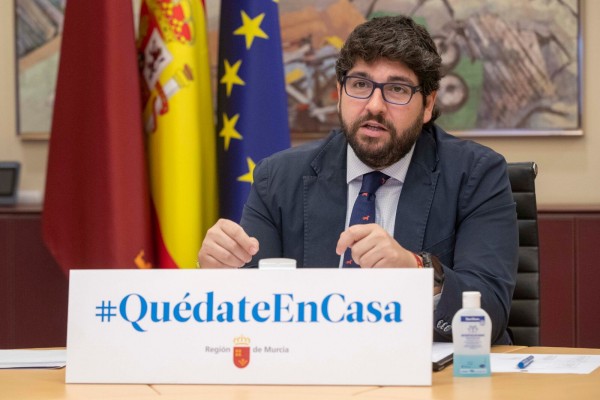 Miras regaña a los murcianos por sus 