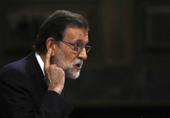 Rajoy toma la iniciativa: 
