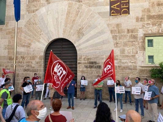 UGT y CCOO reclaman un pacto de reconstrucción social y llaman a reforzar los servicios públicos