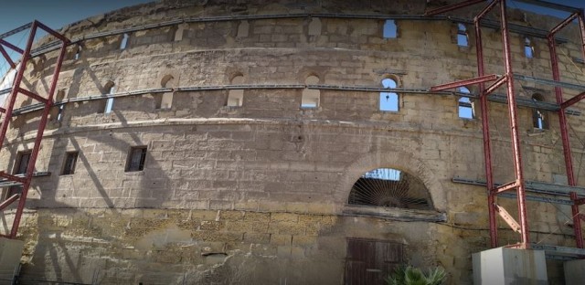 La consolidación del doble muro del anillo del Anfiteatro Romano sale a licitación por 400.000 euros