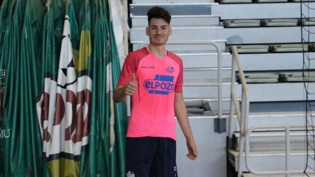 Ricardo Mayor sale de la cantera de ElPozo para ir cedido al Córdoba, también de Primera