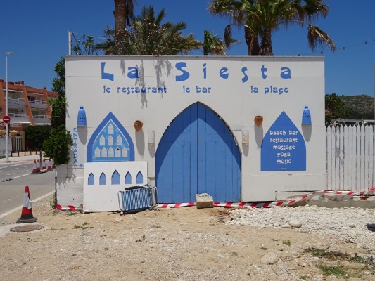 Costas expedienta seis veces en cinco años a un chiringuito en primera línea de playa de Xàbia