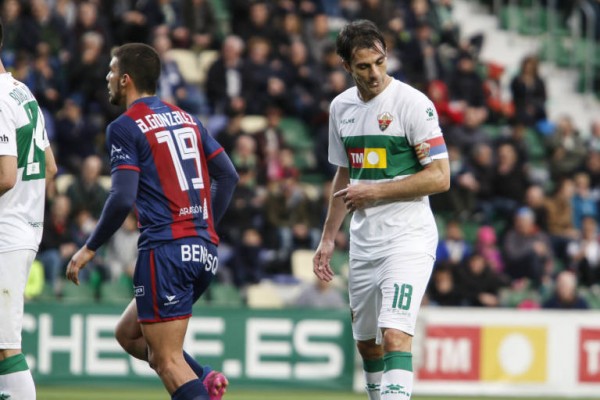Pelegrín afirma que no le importaría jugar con el Elche en Segunda B