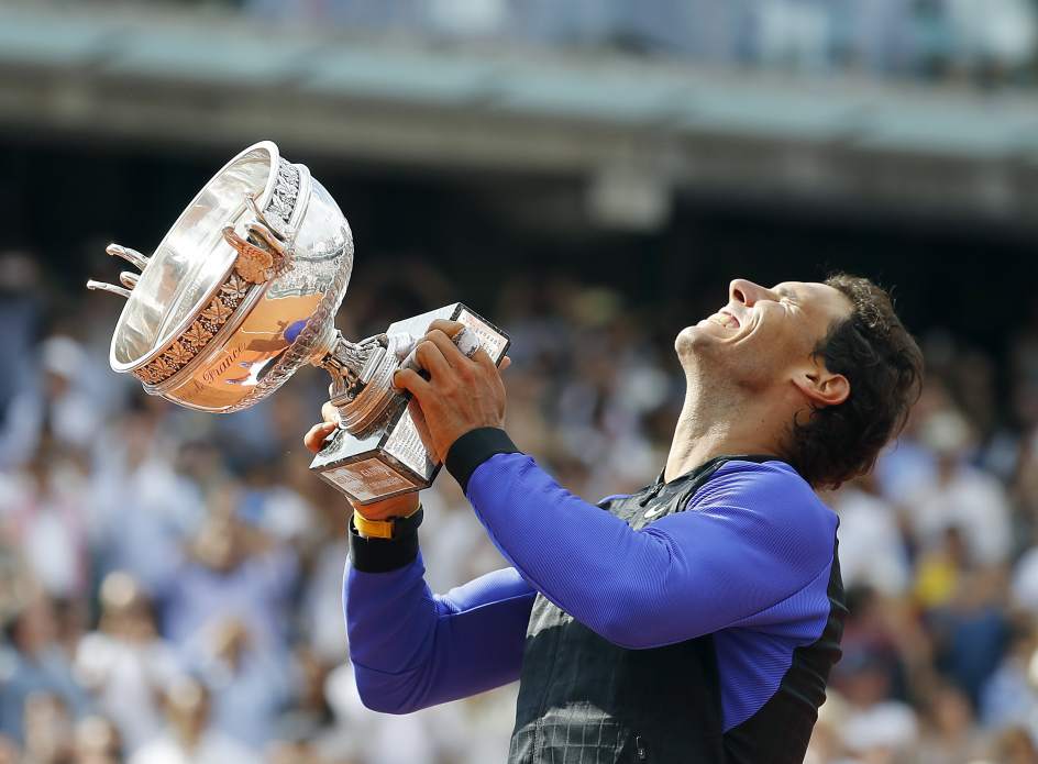 De héroes y villanos