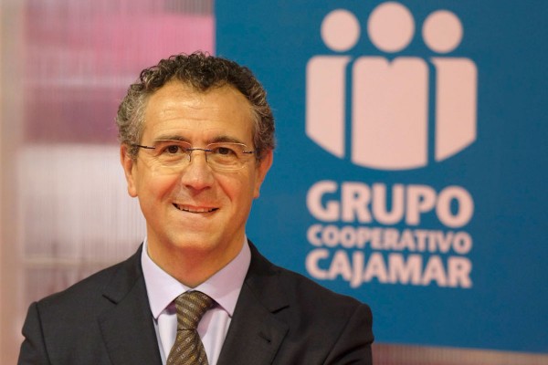 Baamonde, reelegido presidente de Cajamar, avisa de que habrá más 'ajustes' en el sector
