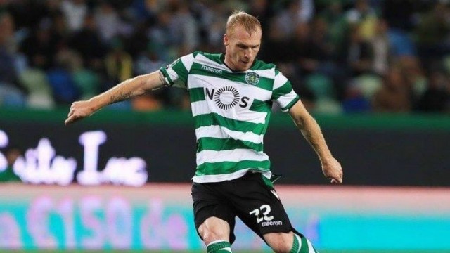 El exvalencianista Jérémy Mathieu anticipa su retirada del fútbol tras lesionarse de gravedad
