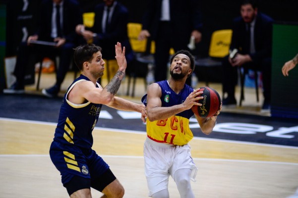 El Madrid se complica muy mucho luchar por el título tras caer ante un gran Andorra
