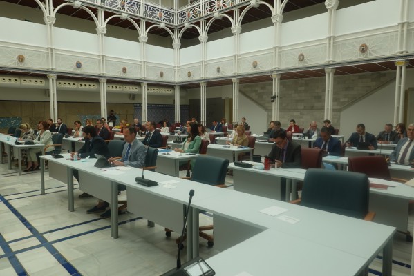 La Asamblea se crispa y ahonda la fractura entre Gobierno y oposición