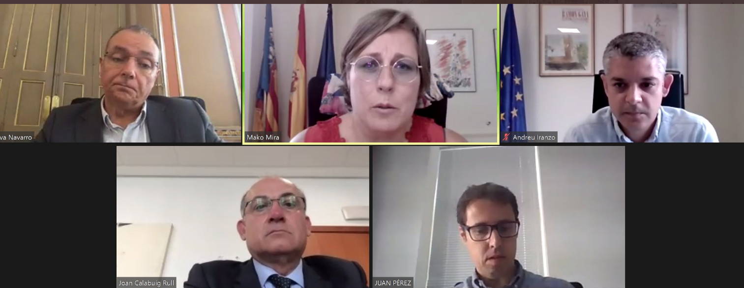 El Consell y la CEV ven necesario que las empresas participen en la transformación digital y ecológica