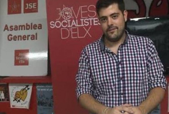 El Consell de la Joventut de Elche destituye a Alejandro Díaz de la presidencia tras su detención