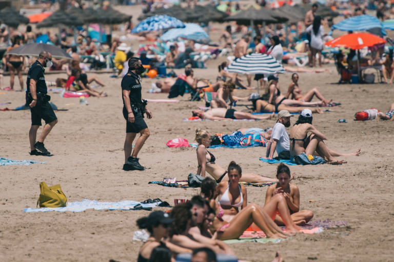 La playa de la Malva-rosa de València, entre las más accesibles de España