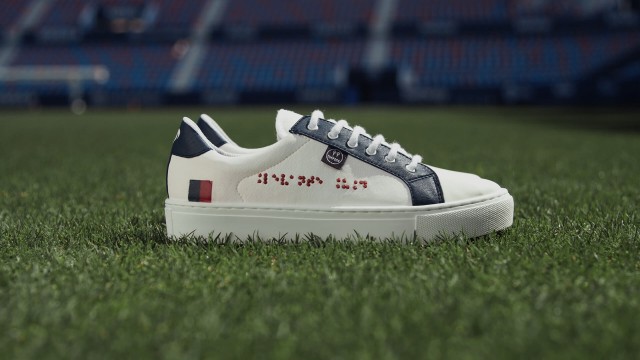 La alicantina Timpers se alía con la fundación del Levante UD para lanzar 
unas zapatillas solidarias