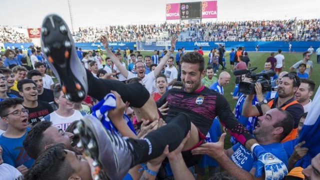 El Lorca niega que quiera vender su plaza