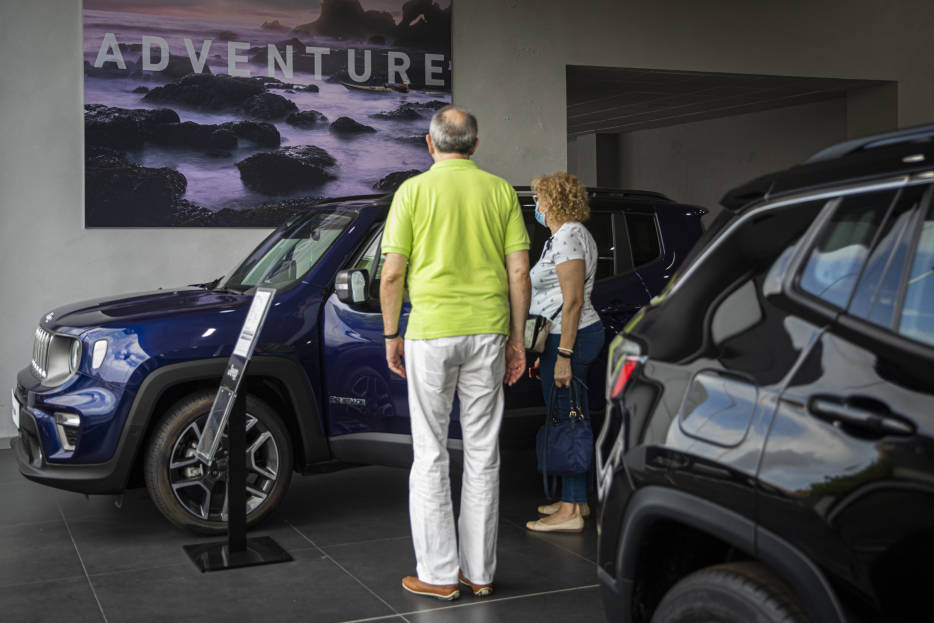 La facturación del sector Servicios cae un 37,1% en la Comunitat Valenciana 