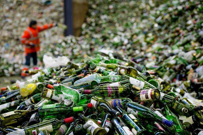 Centres de Castelló, Nules i Borriana guanyen el concurs de reciclatge 'Què fem amb el fem?'