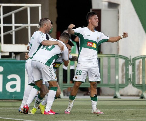 El Elche derrota al Girona y duerme quinto