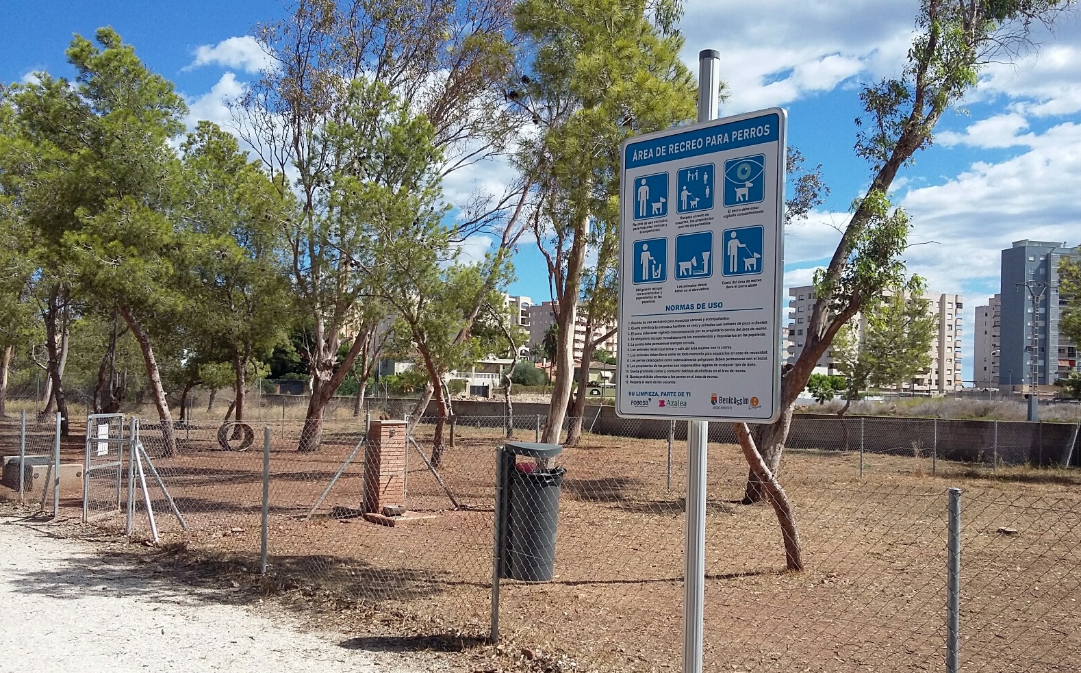 Benicàssim reabre este sábado los parques y áreas de recreo para perros 