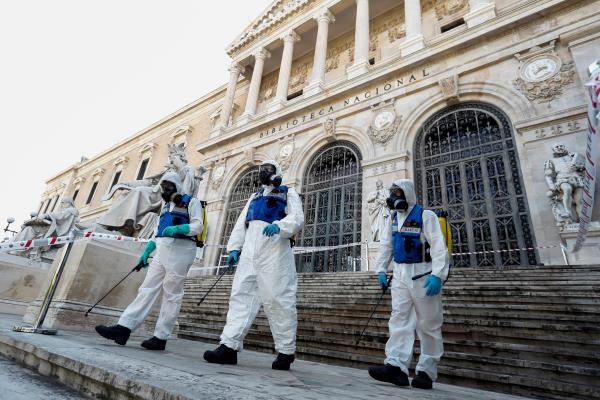 La hoguera espera a Cervantes 
