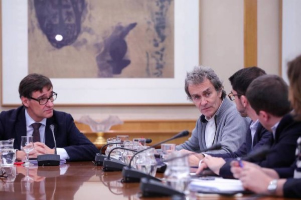 El Gobierno actualiza por fin la cifra de fallecidos: contabiliza 1.177 en doce días y reconoce 28.313