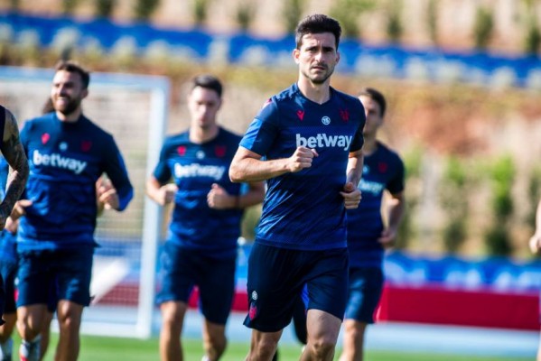 El Espanyol examina su reacción contra un Levante con moral