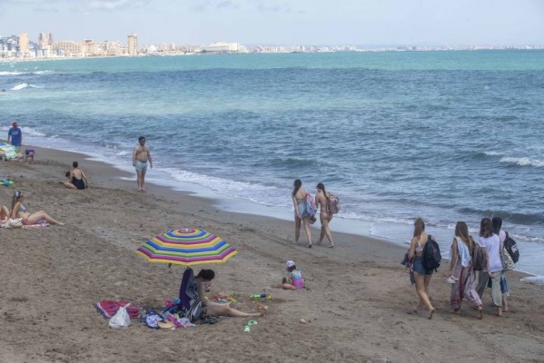 El calendario laboral de 2021 deja cinco puentes compartidos en toda la Región