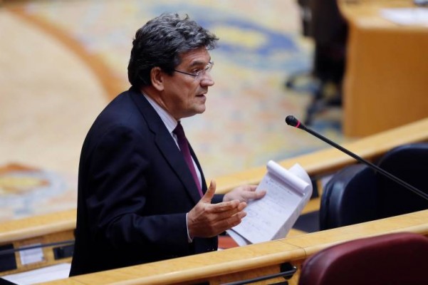 Escrivá anuncia que se ha recuperado casi un tercio del empleo perdido por el covid-19