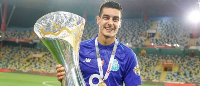La UEFA fija el 6 de octubre como límite para registrar jugadores en sus torneos para el curso 2020-21
