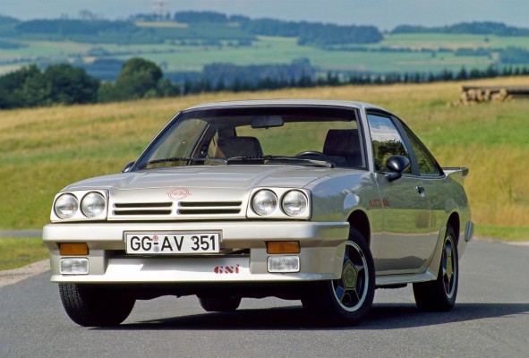 Opel celebra el 50 aniversario de su modelo Manta
