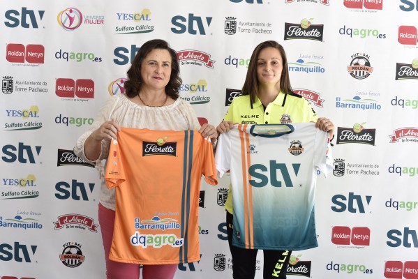 Mari Ángeles Viz, quien dejó atrás una grave lesión, renueva con el STV Roldán