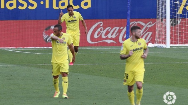 El colombiano Bacca marca en La Cerámica en la Liga un año después
