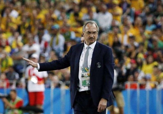 Corea del Sur destituye a Uli Stielike como seleccionador nacional
