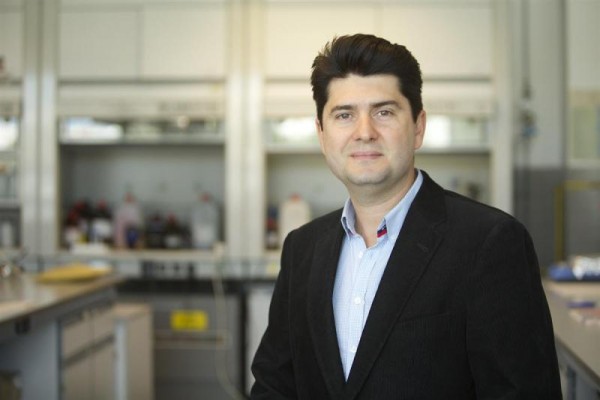 El catedrático de la UA Javier García coordina un informe de 10 tecnologías emergentes para impulsar la economía