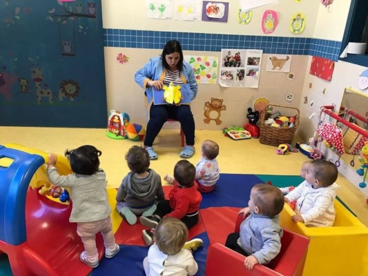 Lo pediatras proponen 'burbujas socializantes' en las aulas de menores de seis años