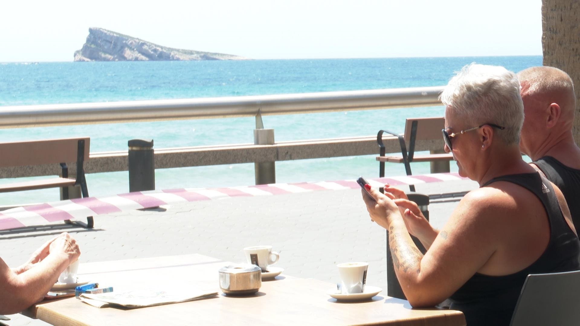 Imagen de una de las terrazas que ha abierto en Benidorm (Alicante) en la Fase 1 de la desescalada Foto: EP - 