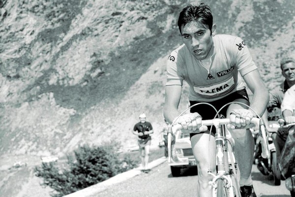 Eddy Merckx, el astronauta del ciclismo sopla 75 velas
