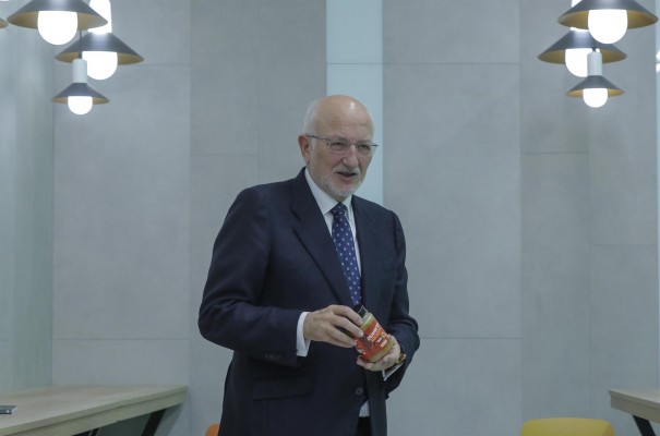 Juan Roig invertirá 1.700 millones en Mercadona ante una crisis 