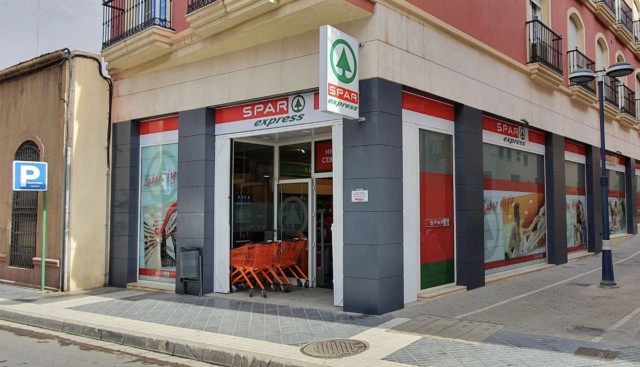 Upper suma un nuevo establecimiento Spar en Almería