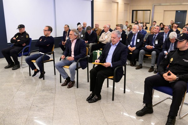 El juicio de Gürtel por la visita del Papa se reanuda el martes sin Cotino, fallecido por covid-19

