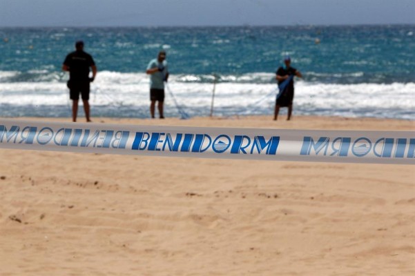 Los bañistas de las playas de Benidorm tendrán que pedir cita previa