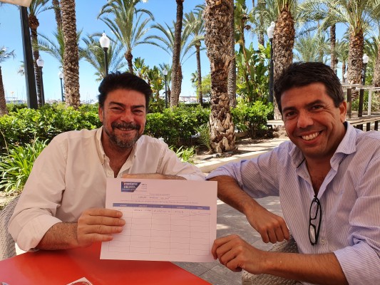 Luis Barcala da el primer aval a Carlos Mazón para liderar el PP provincial de Alicante 
