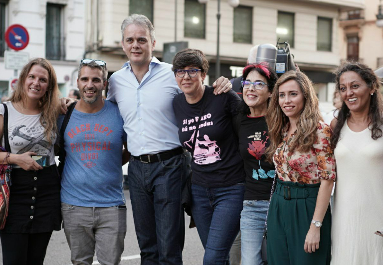 Illueca 'recorta' a Davó de una imagen que promociona a Lima para dirigir Podem