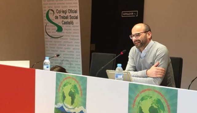 Trabajo Social pide excluir la gestión del IMV de Servicios Sociales para evitar el colapso del sistema