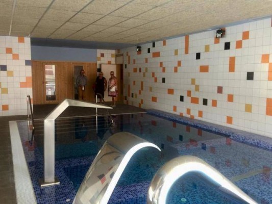 El Ayuntamiento de El Campello pagará más de 770.000 euros a la constructora de la piscina