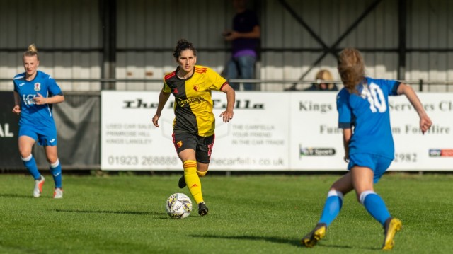 El Alhama CF ElPozo ficha a Andrea Carid, mediapunta gallega que llega del Watford inglés