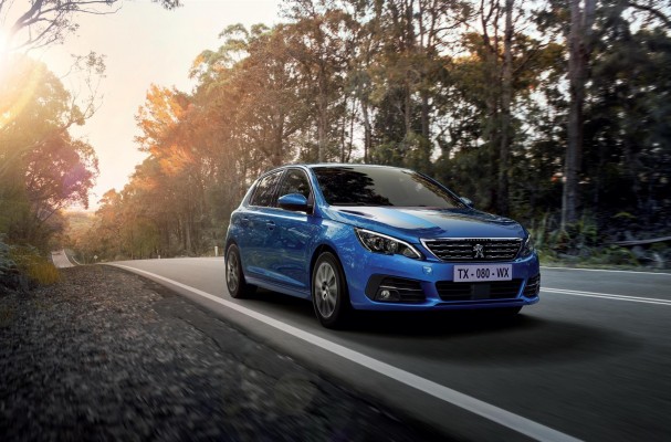 Peugeot actualiza su 308, con nuevas llantas y cuadro de instrumentos digital