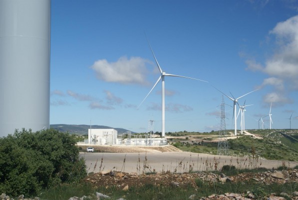 Endesa conecta a la red eléctrica el parque eólico turolense Oriche de 14,4 MW