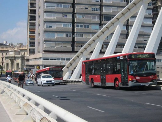 El Consell mantiene en 2026 los precios del transporte público autonómico y la gratuidad para afectados por la dana