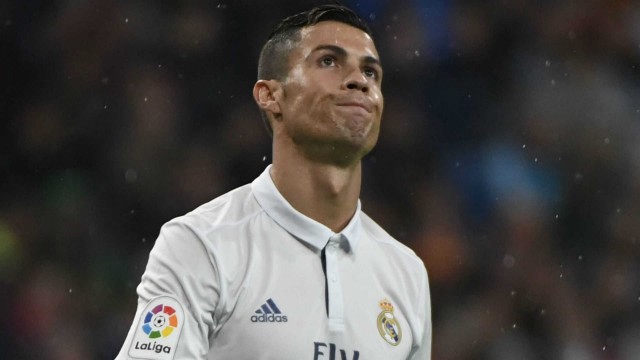  Cristiano Ronaldo quiere abandonar el Real Madrid este verano, según A Bola