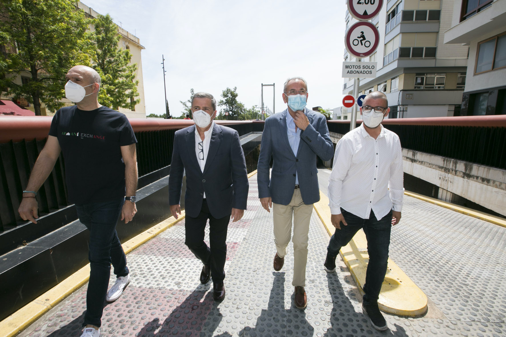 Gandia ofrece a partir del sábado dos horas gratis en el parking del centro